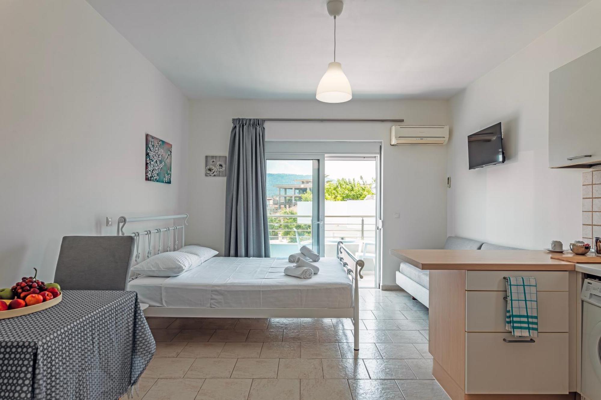 Economisa Apartments Lalyssos Eksteriør billede