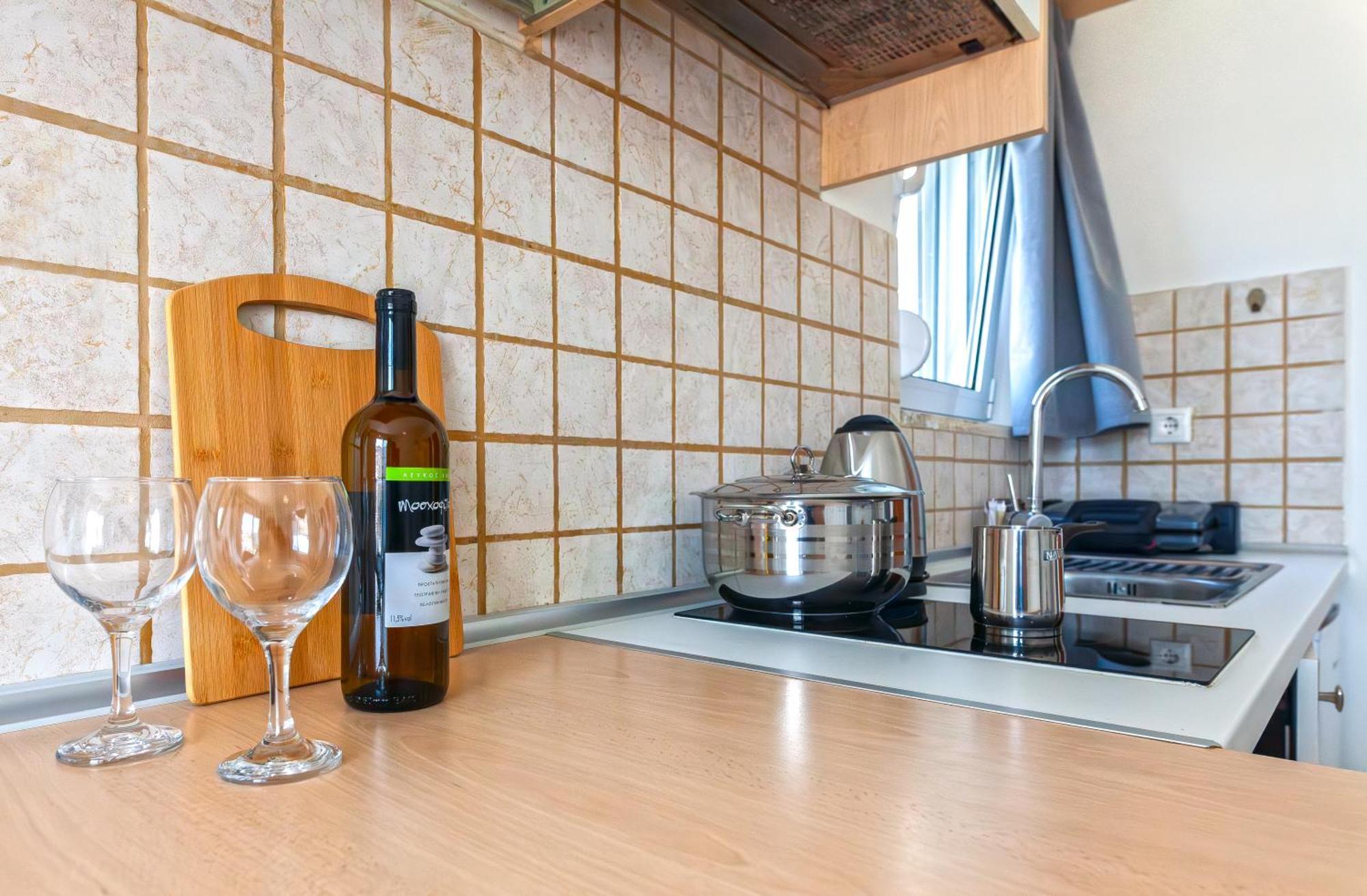 Economisa Apartments Lalyssos Eksteriør billede